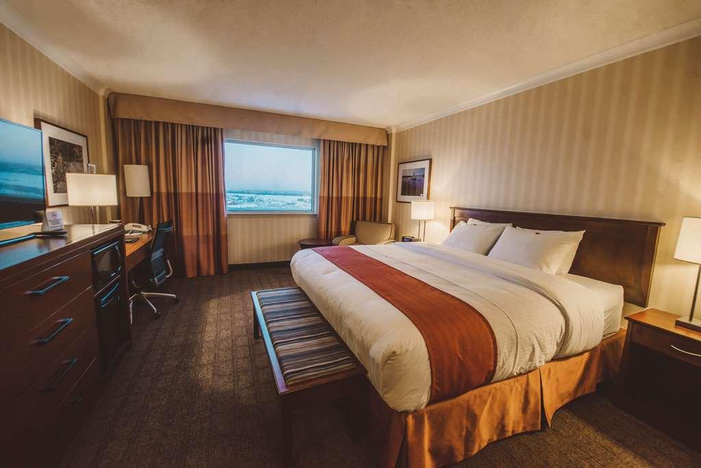 The Explorer Hotel Yellowknife Habitación foto