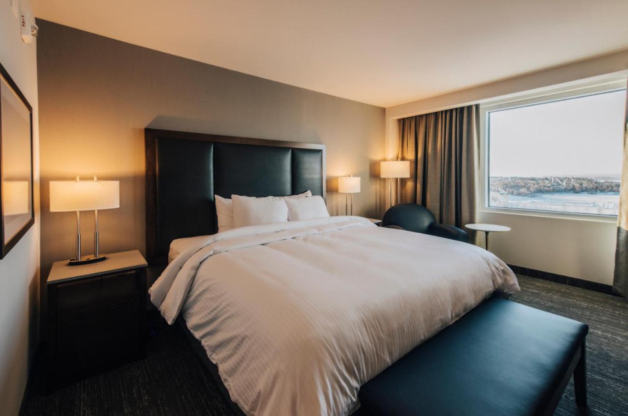The Explorer Hotel Yellowknife Habitación foto